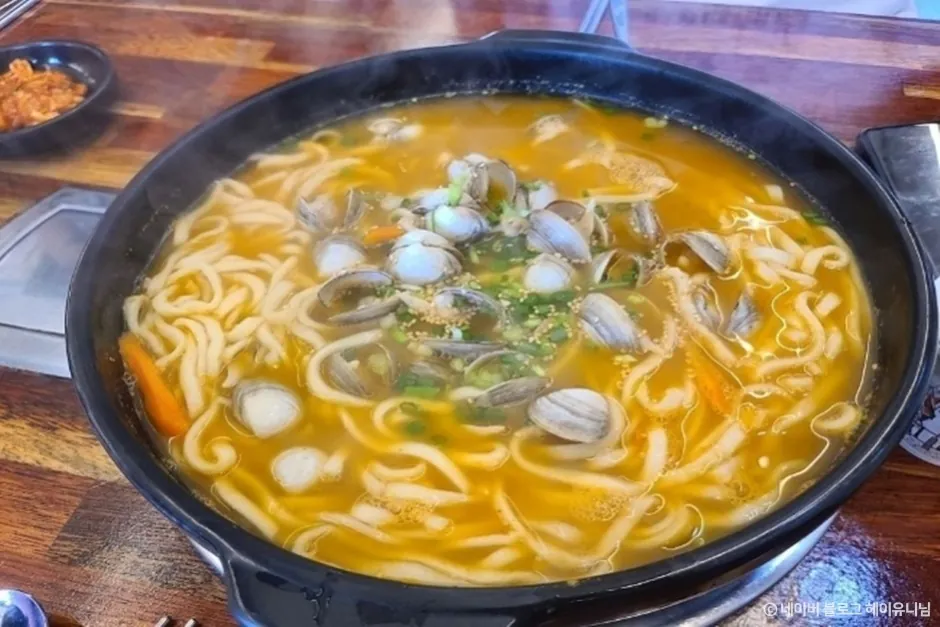 거장물총칼국수 본점